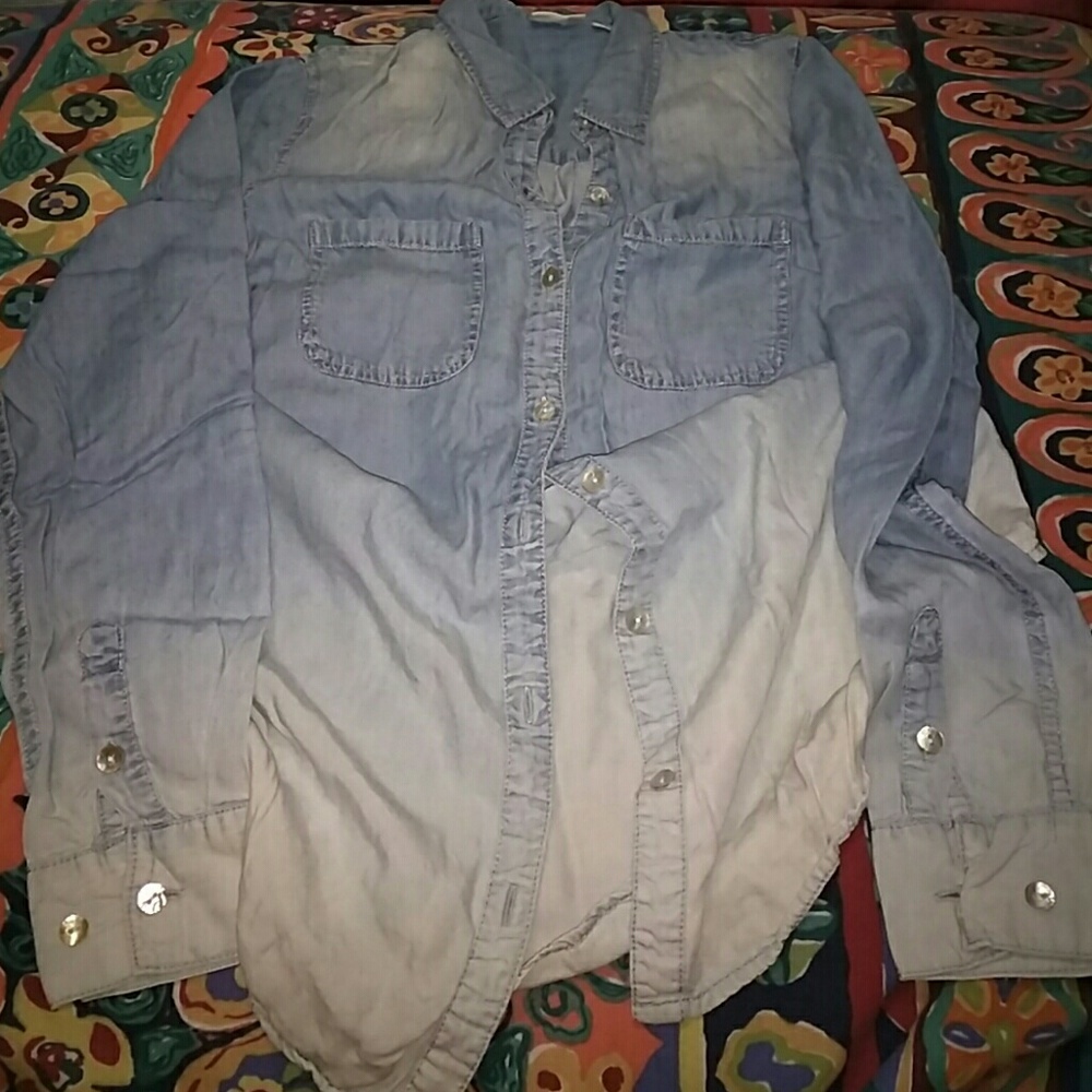 Denim button-up - Picture 2 of 3